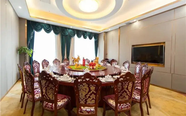 GreenTree Eastern Yibin Yijian Road New City Plaza