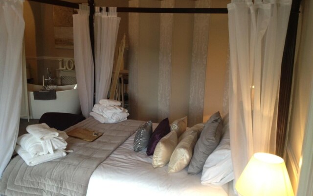 The Castle House Luxury Bed & Breakfast