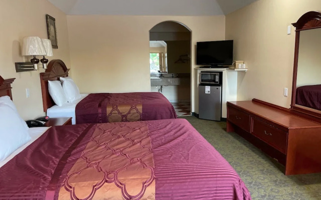 Executive Inn And Suites
