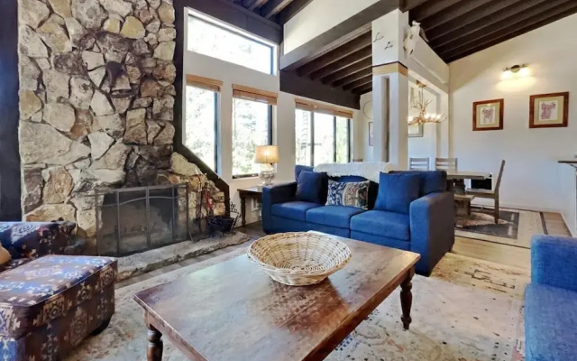 Remodeled Spacious Condo - Next to Car Charging, Hot Tubs, Village Gondola by RedAwning