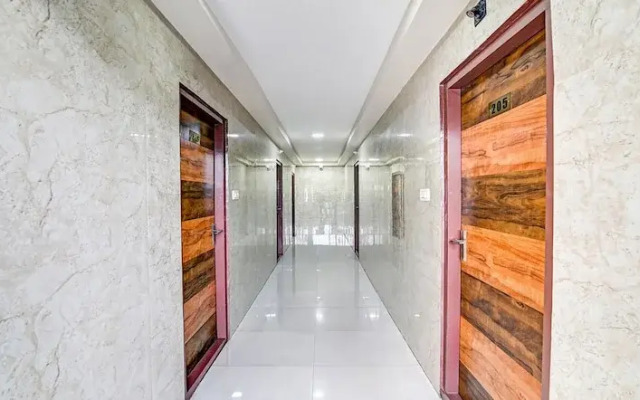 Fabhotel Srinivasa Guest House