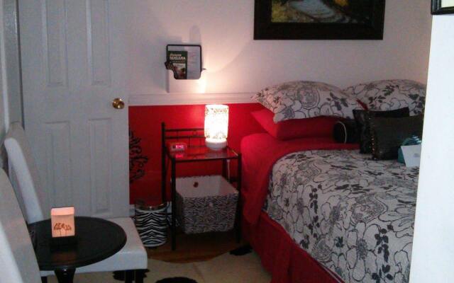 Cozy House B&B