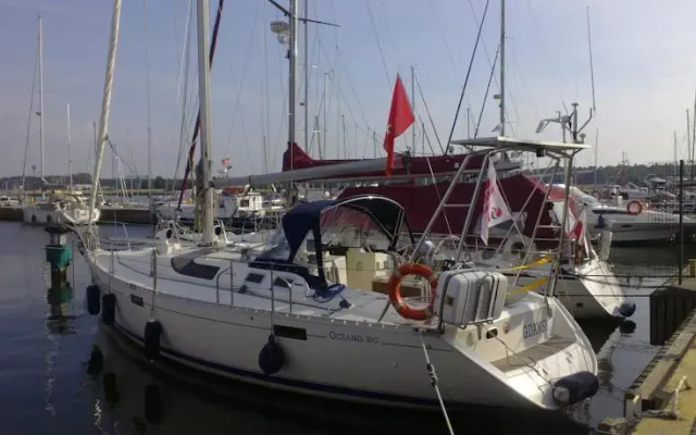 Sailing Boat Oceanis 39 Yacht charter