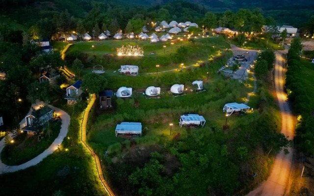 Chiangkhan River Green Hill