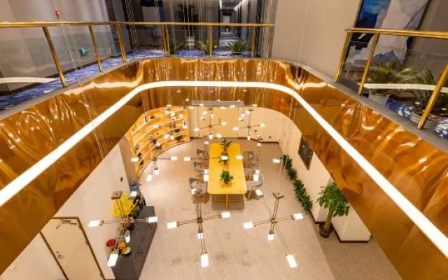 LANOU Hotel (Beijing Shilihe Subway Station Panjiayuan)