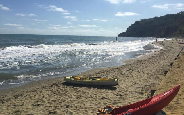 Little Treasure with up to 25 percent off ferry