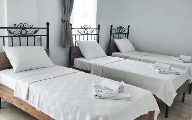 Otel  A