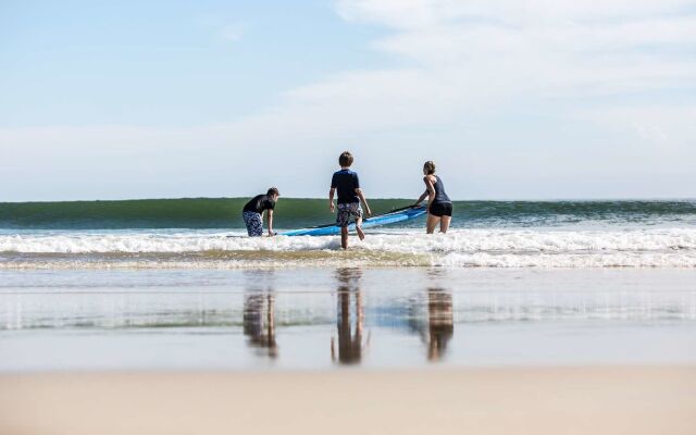 Georgian Inn Beach Club