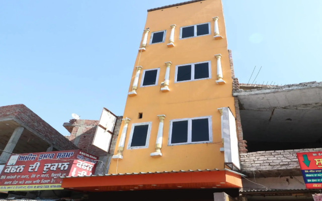 Oyo 30935 Appna Ghar Hotel