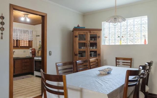 Large House W/fireplace in Campos do Jordao Ras175