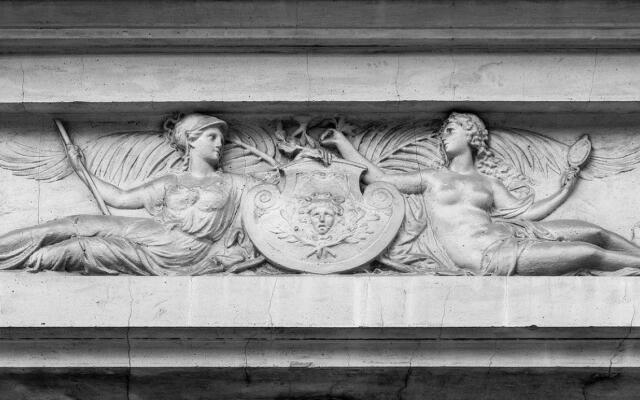 Art Pantheon Apartment (Two-Bedrooms)