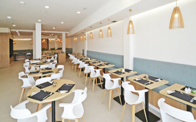 Ohasis Boutique Suites