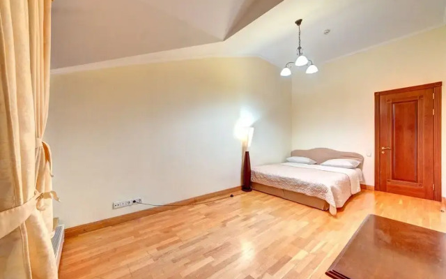 LUX Apartments Shelkovichnaya