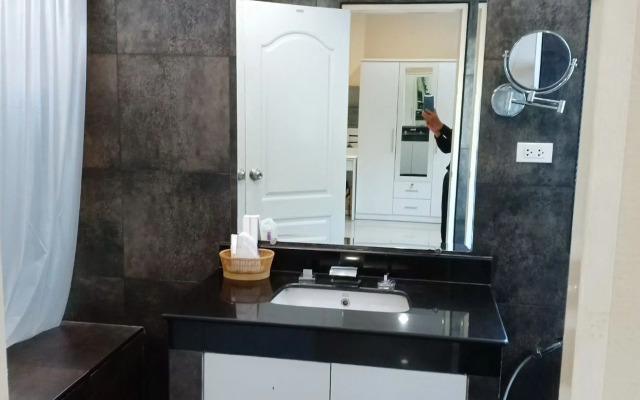 V Verve Service Apartment Hotel