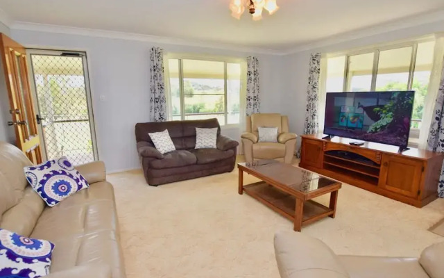 Country Breeze Farm Stay