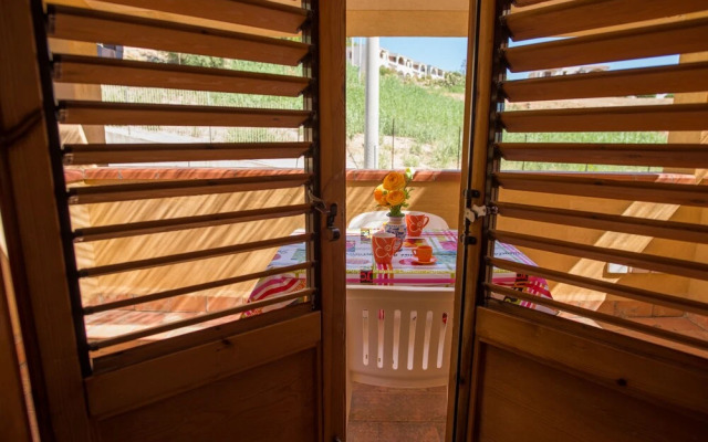 Studio 200 Meters From the Sea, Wifi, Self Catering