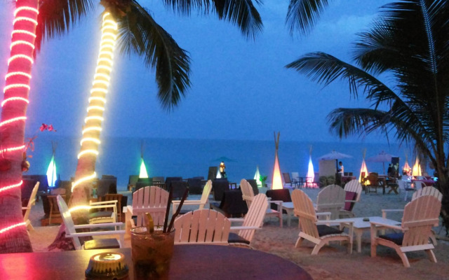 ASTROCOCO beach resort by Coconut Beach