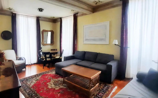 Ecco Marino Casa Vacanze