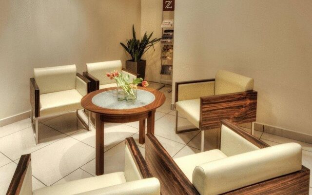 Hotel Apartments Zgoda Warszawa by DeSilva