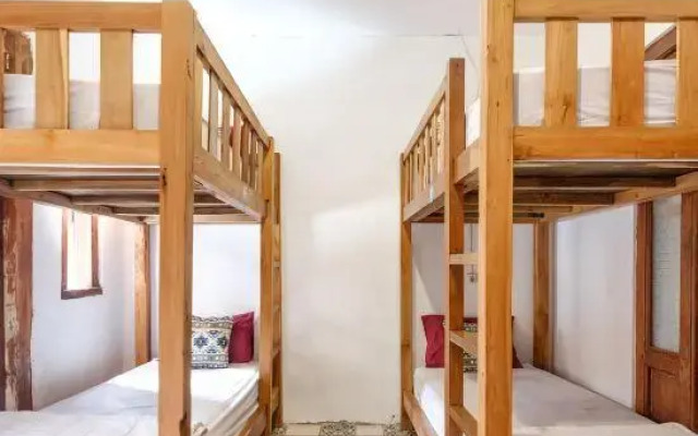 TwoSpaces Living at Wave and Chill House, Canggu