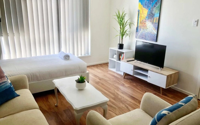 Apartment Stay Close to Surfers Paradise