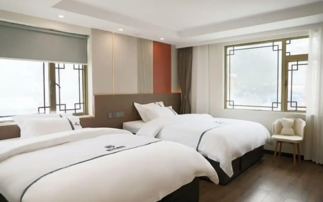 Foguang Hotel