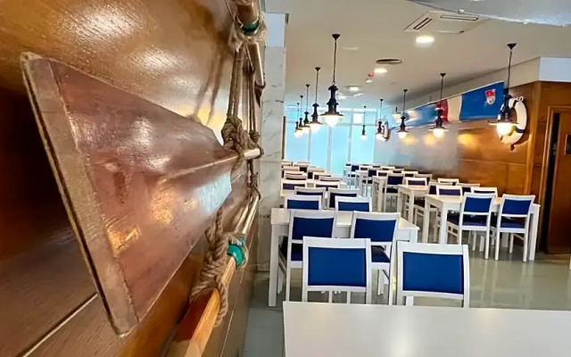 Hotel Arha Villa de Santoña