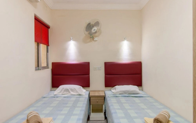 Merill Pool and Sea, charming Apart 1