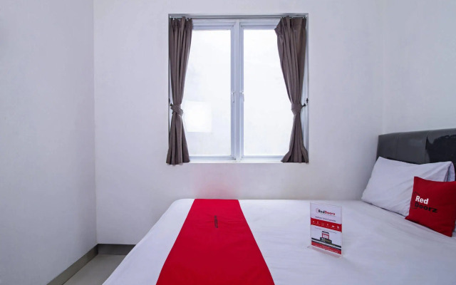 RedDoorz @ Taman Lebak Bulus