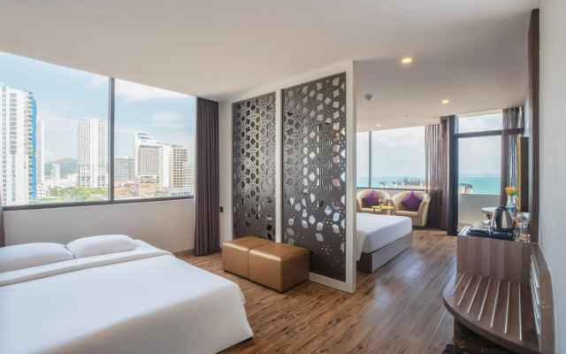 V Hotel Nha Trang – Guest Rooms – Nha Trang
