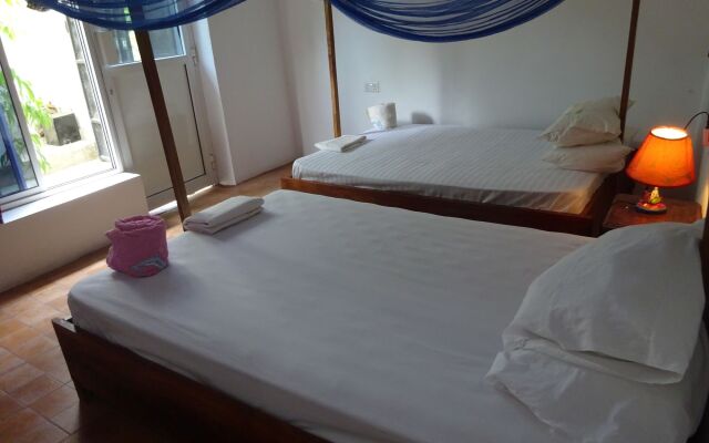 Homeland Swahili Lodge - Hostel