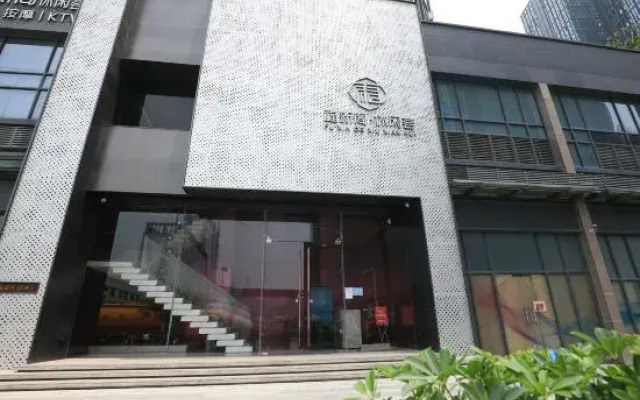 Century International Apartment