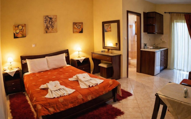 Orama Hotel - Lake Plastira Triple Suite
