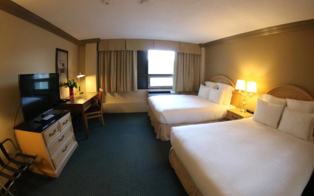 Nomad Hotel and Suites