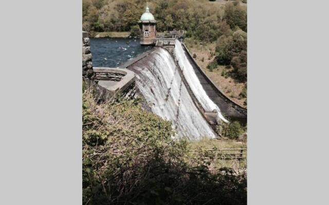 8F Lakeside Lodge Caer Beris Builth Wells
