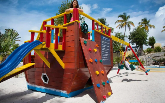 Simpson Bay Resort, Marina & Spa