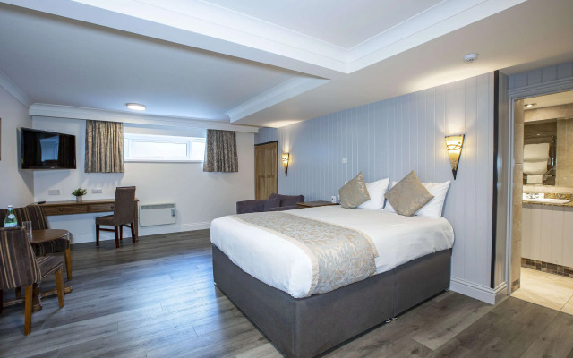 Best Western Manor Hotel