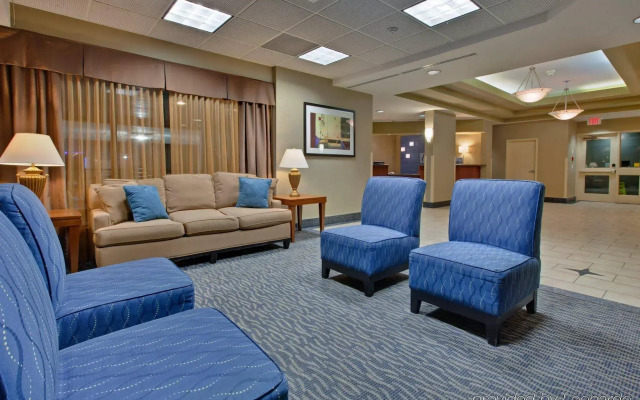 Sandman Hotel & Suites London Downtown