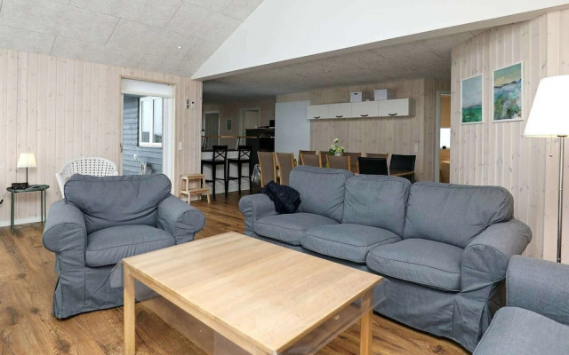 9 Person Holiday Home in Hojslev-by Traum
