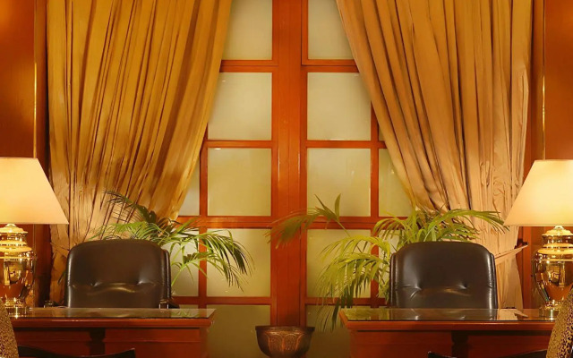 Safir International Hotel