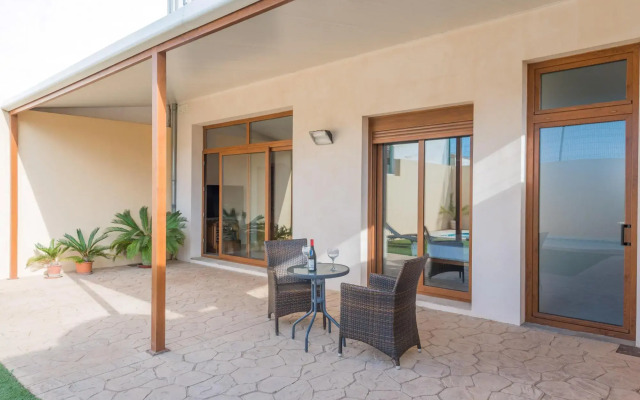 Cas Peix - Adults Only