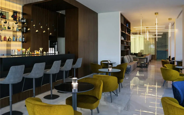 Mercure Larnaca Beach Resort