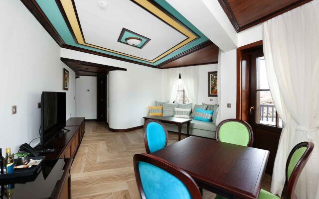 Armaco Residence