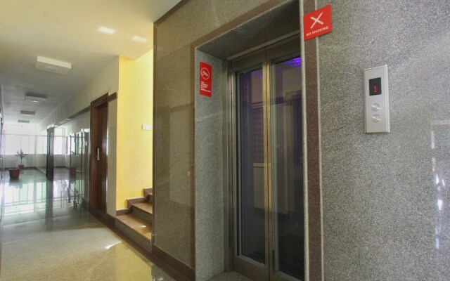 Capital O 15965 Hotel Nandi Gateway