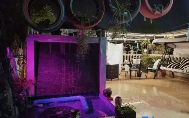 Nuanzhuju Homestay