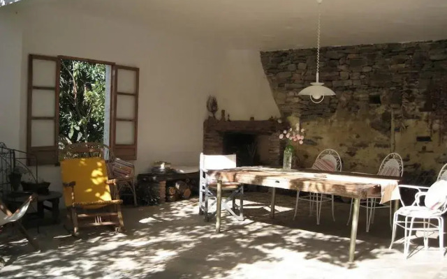 Alojamiento Rural Viña y Rosales