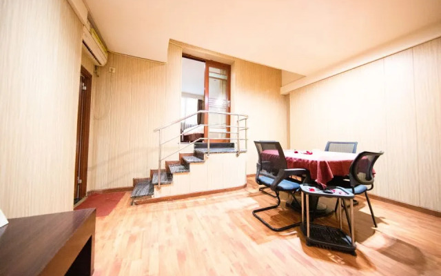 Laisu Hotel (Chongqing Auditorium)