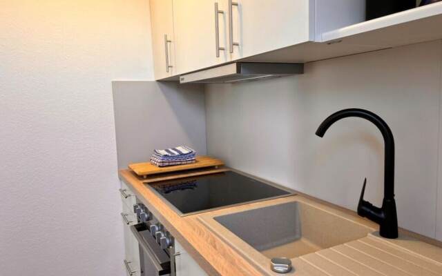 Langeness Modern Retreat