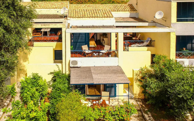 Apartment in Barbati near the sea