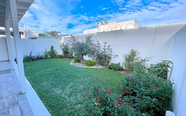 Bari Airport B&B